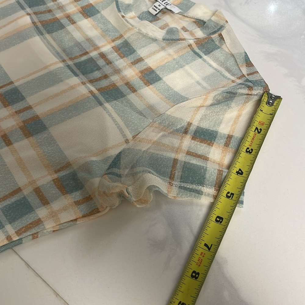 Mix 3 ITEMS fOR $9 Plaid Green and Tan Cream Short Sleeve Dress - Picture 6 of 11